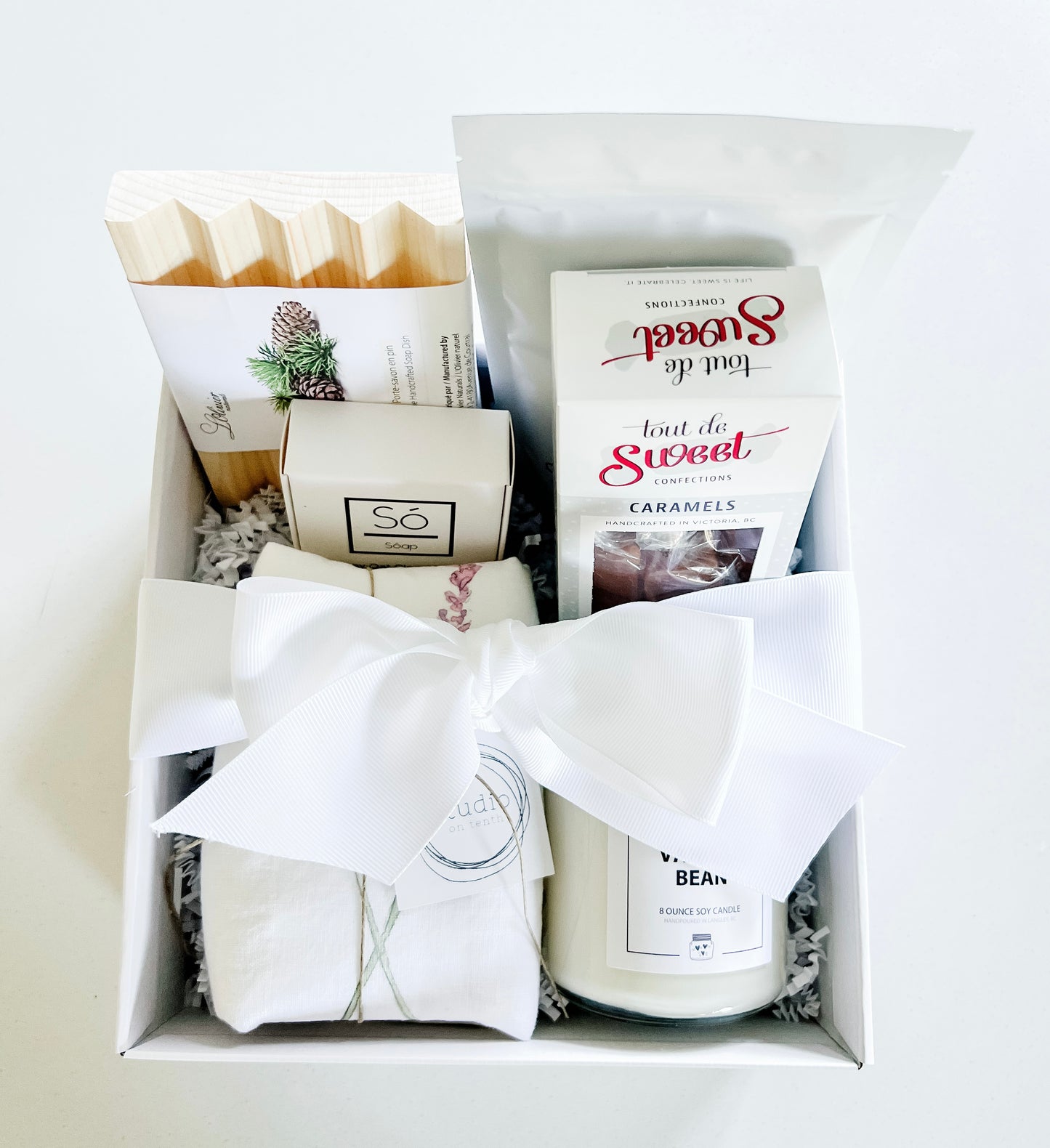 PAMPER GIFT BOX