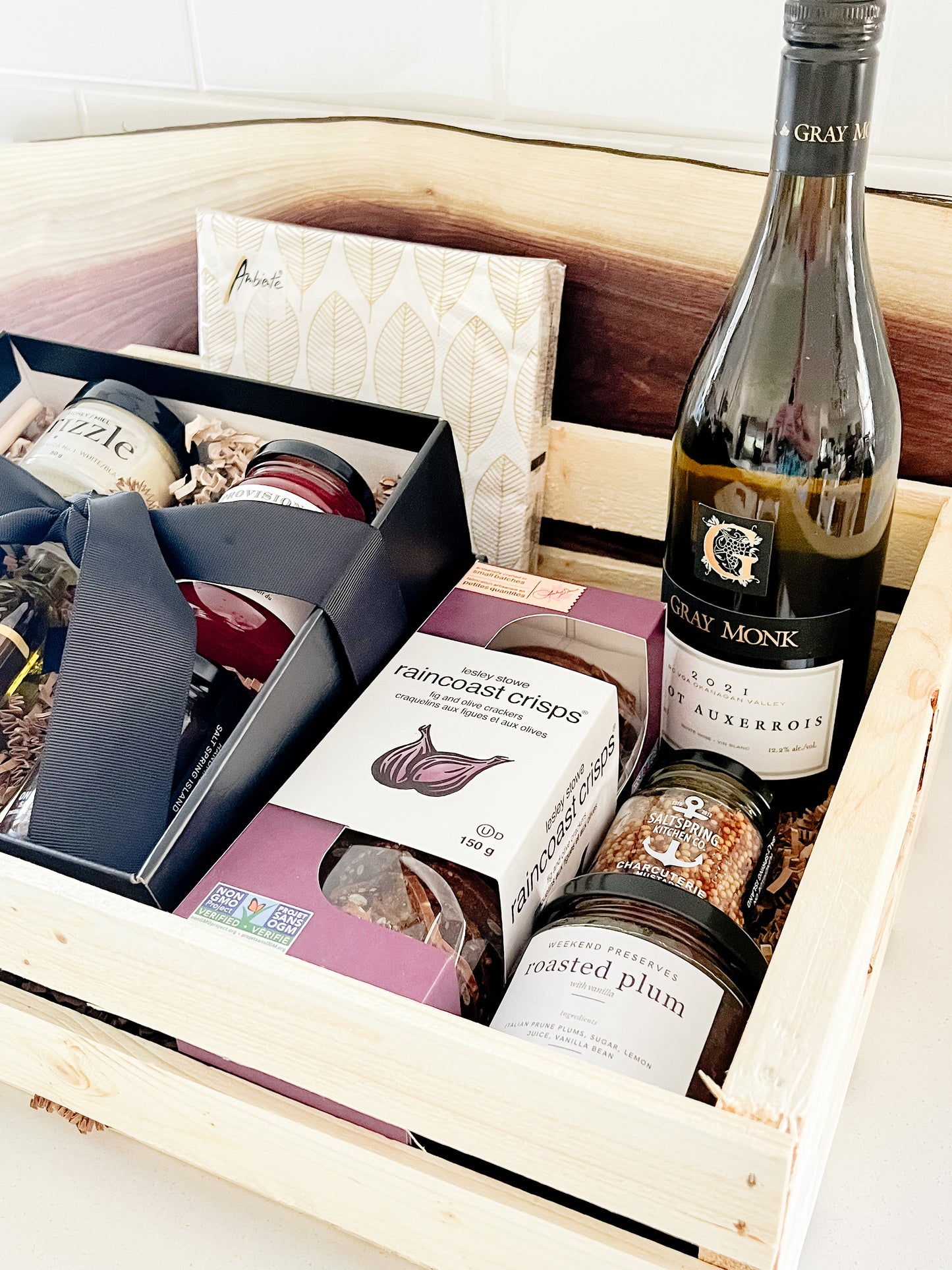 DELUXE CHARCUTERIE BOARD GIFT CRATE